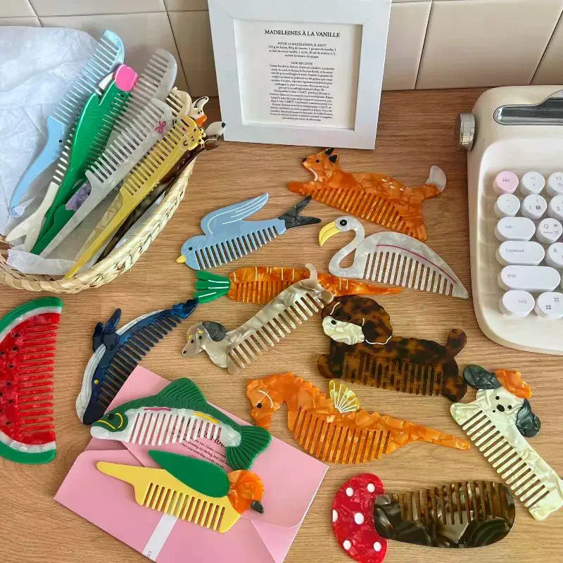 Creative Cartoon Anti-Static Acetate Hair Comb – Cute and Lovely Hairdressing Accessory for Hair Care and Scalp Massage