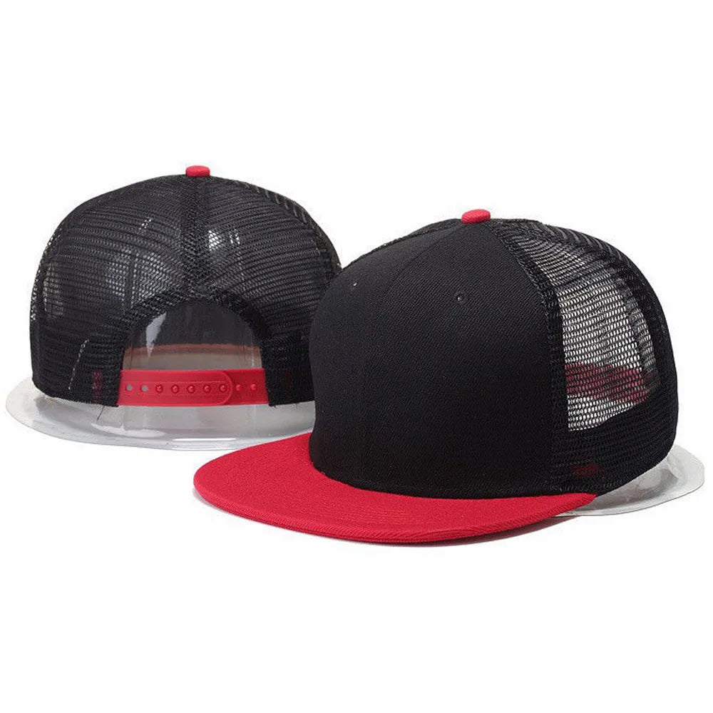 Unisex Flat-Brim Snapback Cap – Hip Hop Baseball Hat with Rivet Detail & Mesh Visor
