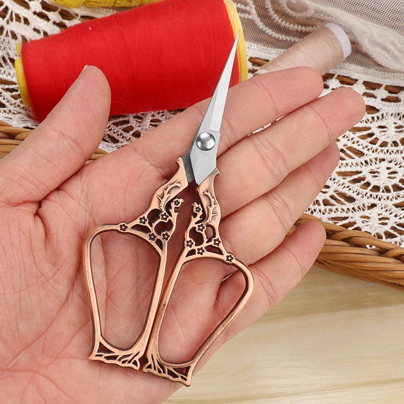 Retro Stainless Steel Tailor Scissors – Crane-Shaped Small Embroidery & Cross-Stitch Scissors for DIY Crafts and Home Use