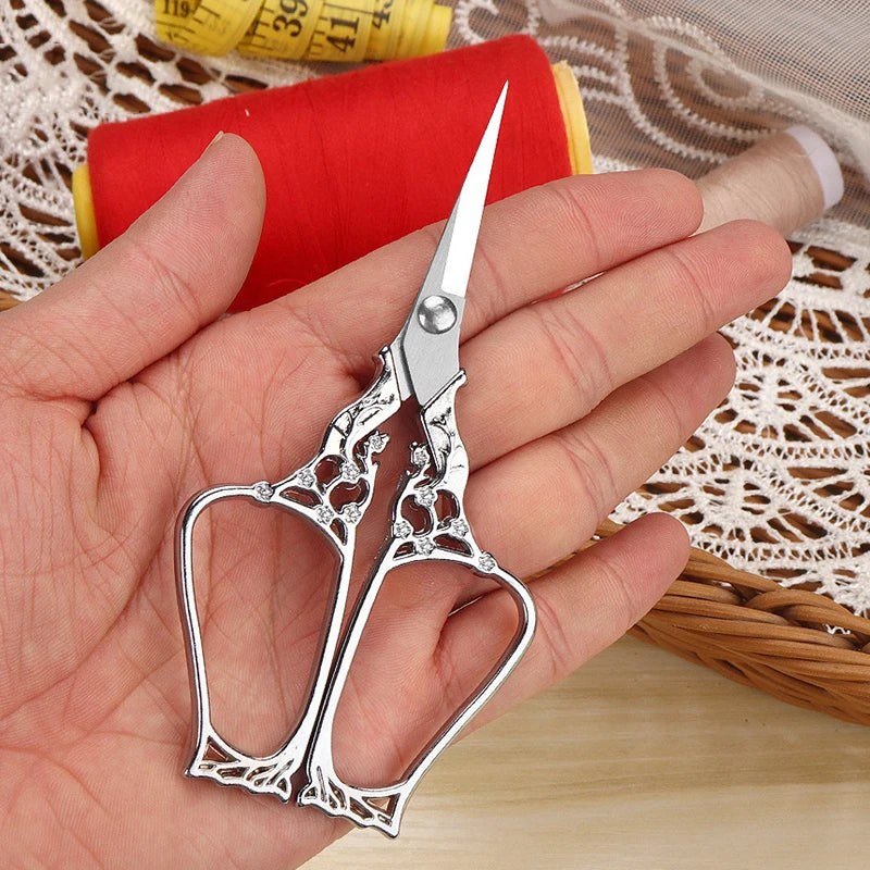 Retro Stainless Steel Tailor Scissors – Crane-Shaped Small Embroidery & Cross-Stitch Scissors for DIY Crafts and Home Use